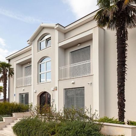 Luxury Apartments Vila Carissa Malinska Ngoại thất bức ảnh