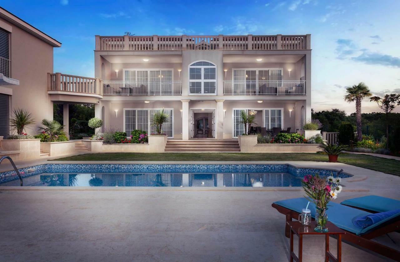 Luxury Apartments Vila Carissa Malinska Ngoại thất bức ảnh